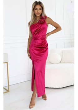 Numoco 580-5 AURORA długa satynowa sukienka na jedno ramię z różami ze sklepu intimiti.pl w kategorii Sukienki - zdjęcie 187889504