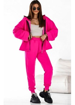 Dwuczęściowy komplet dresowy Suwak fuksja ze sklepu intimiti.pl w kategorii Dresy damskie - zdjęcie 187889891