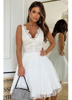 Rozkloszowana sukienka z koronką ecru Bicotone 2206-04 ze sklepu intimiti.pl w kategorii Sukienki - zdjęcie 187892873