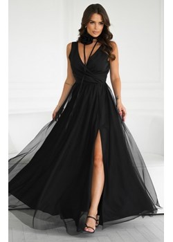 Efektowna długa sukienka z paskiem z różyczką czarna ze sklepu intimiti.pl w kategorii Sukienki - zdjęcie 187893523