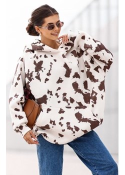 Oversizowa bluza damska z kapturem Krówka śmietanka ze sklepu intimiti.pl w kategorii Bluzy damskie - zdjęcie 187893931