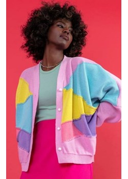 Fobya F1645 kolorowy kardigan baby pink ze sklepu intimiti.pl w kategorii Swetry damskie - zdjęcie 187895891