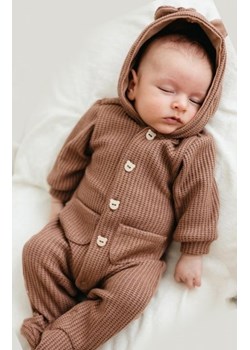 Sweterkowy pajac niemowlęcy z kapturem ze sklepu intimiti.pl w kategorii Pajacyki - zdjęcie 187898942