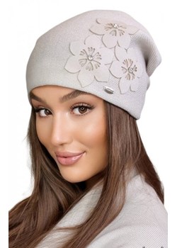 Kamea Teona czapka damska beżowa ze sklepu intimiti.pl w kategorii Czapki zimowe damskie - zdjęcie 187899043