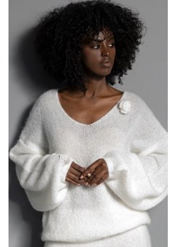 Fobya F1960 oversizowy sweter wełniany ze sklepu intimiti.pl w kategorii Swetry damskie - zdjęcie 187899843