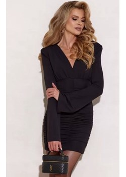 Dopasowana mini sukienka etui z marszczeniami czarna ze sklepu intimiti.pl w kategorii Sukienki - zdjęcie 187899920