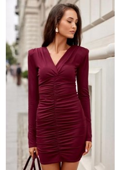 Kobieca mini z marszczeniem i dekoltem w kształcie V bordowa ze sklepu intimiti.pl w kategorii Sukienki - zdjęcie 187903263