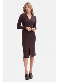 Bewear B307 sukienka z dzianiny prążkowanej ciemny brąz ze sklepu intimiti.pl w kategorii Sukienki - zdjęcie 187904954