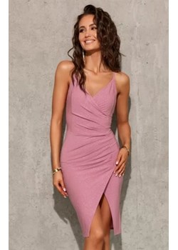 Brokatowa ołówkowa sukienka różowa 0370 ze sklepu intimiti.pl w kategorii Sukienki - zdjęcie 187906954