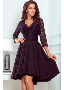 Czarna sukienka z dłuższym tyłem Numoco 210-10 ze sklepu intimiti.pl w kategorii Sukienki - zdjęcie 187907521