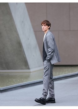 Reserved - Garniturowe spodnie w kant - czarny ze sklepu Reserved w kategorii Spodnie męskie - zdjęcie 187909764