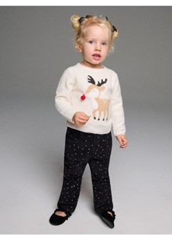 Sinsay - Świąteczny sweter z reniferem - kremowy ze sklepu Sinsay w kategorii Bluzy i swetry - zdjęcie 187915802