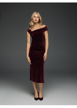 Reserved - Welurowa sukienka midi - bordowy ze sklepu Reserved w kategorii Sukienki - zdjęcie 187917283