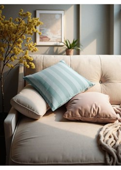 Sinsay - Satynowa poduszka w żakardowe pasy - zielony ze sklepu Sinsay w kategorii Poduszki dekoracyjne - zdjęcie 187917461