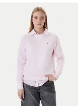 Tommy Jeans Bluza Flag DW0DW19959 Różowy Regular Fit ze sklepu MODIVO w kategorii Bluzy damskie - zdjęcie 187919321