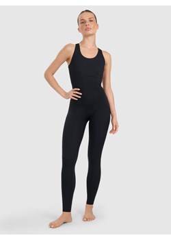 Damski kombinezon do jogi i pilatesu 4F 4FWAW25TJUMF039 - czarny ze sklepu Sportstylestory.com w kategorii Bluzki damskie - zdjęcie 187920143
