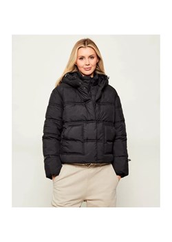 GUESS Kurtka NEW DAISY | Regular Fit ze sklepu Gomez Fashion Store w kategorii Kurtki damskie - zdjęcie 187922424