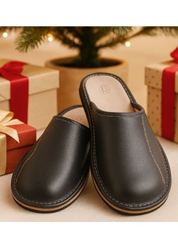 Skórzane męskie kapcie czarne /E9-1 10863 S196/ ze sklepu Pantofelek24.pl w kategorii Kapcie męskie - zdjęcie 187922521