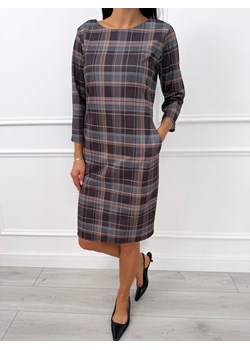 Czekoladowa Klasyczna Sukienka w Kratę ze sklepu ModnaKiecka.pl w kategorii Sukienki - zdjęcie 187924762