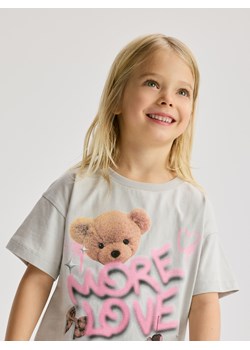 Reserved - Bawełniany t-shirt z nadrukiem - jasnoszary ze sklepu Reserved w kategorii Bluzki dziewczęce - zdjęcie 187927954