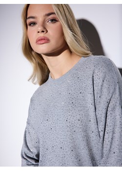 Mohito - Szary sweter z ozdobnymi elementami - szary ze sklepu Mohito w kategorii Swetry damskie - zdjęcie 187932350