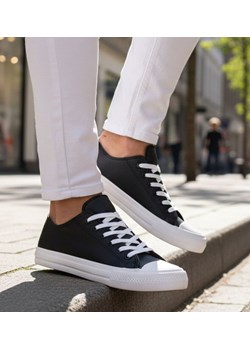 Czarno białe niskie trampki męskie /B3-2 17985 T232/ ze sklepu Pantofelek24.pl w kategorii Trampki męskie - zdjęcie 187936193