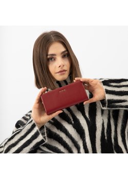 Wojas Bordowy Portfel Damski Z Klapką Na Magnesy ze sklepu Wojas w kategorii Portfele damskie - zdjęcie 187936362