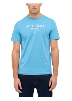 Męski T-Shirt Mustang Style Austin Niagara 1017133 5130 ze sklepu YouNeedit.pl w kategorii T-shirty męskie - zdjęcie 187936811