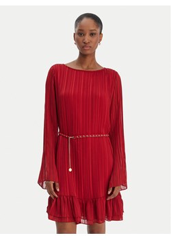 Guess Sukienka codzienna W6RK37 WJ712 Czerwony Regular Fit ze sklepu MODIVO w kategorii Sukienki - zdjęcie 187939902