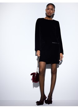 Mohito - Welurowa sukienka mini - czarny ze sklepu Mohito w kategorii Sukienki - zdjęcie 187942291