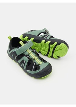 Sinsay - Sandały z zabudowanymi palcami - khaki ze sklepu Sinsay w kategorii Sandały dziecięce - zdjęcie 187943083