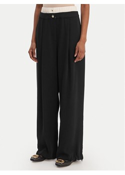 Liu Jo Sport Spodnie materiałowe TA6150 TS923 Czarny Regular Fit ze sklepu MODIVO w kategorii Spodnie damskie - zdjęcie 187943351