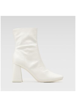 Botki Jenny Fairy LS5612-01 ze sklepu ccc.eu w kategorii Botki - zdjęcie 187943783