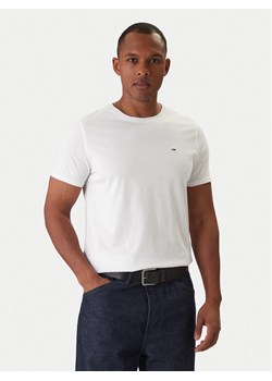 Tommy Jeans T-Shirt DM0DM04411 Biały Slim Fit ze sklepu MODIVO w kategorii T-shirty męskie - zdjęcie 187947002
