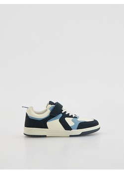 Reserved - Buty na rzepy - granatowy ze sklepu Reserved w kategorii Buty sportowe dziecięce - zdjęcie 187947834