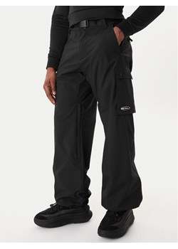 Quiksilver Spodnie narciarskie Snow Down Cargo EQYTP03231 Czarny Relaxed Fit ze sklepu MODIVO w kategorii Spodnie męskie - zdjęcie 187949740