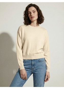 Sinsay - Lekki sweter basic - kremowy ze sklepu Sinsay w kategorii Swetry damskie - zdjęcie 187950563