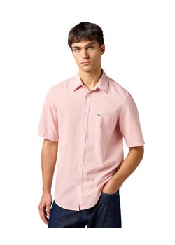 MESKA KOSZULA WRANGLER SS 1 PKT SHIRT SILVER PINK 112362676 ze sklepu YouNeedit.pl w kategorii Koszule męskie - zdjęcie 187951840