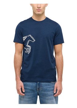 Męski T-Shirt Mustang Style Austin Dress Blues 1016493 5334 ze sklepu YouNeedit.pl w kategorii T-shirty męskie - zdjęcie 187951961