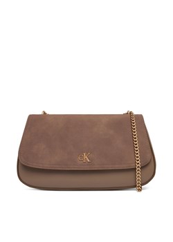 Torebka Calvin Klein Ck Conv Chain Brushed Medium Bag LV04F3407G Beżowy ze sklepu eobuwie.pl w kategorii Kopertówki - zdjęcie 187952451