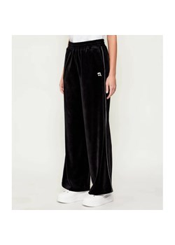 Karl Lagerfeld Spodnie dresowe Ikon | Loose fit ze sklepu Gomez Fashion Store w kategorii Spodnie damskie - zdjęcie 187957171