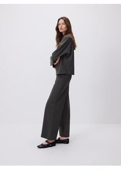 Reserved - Spodnie z przeszyciem - wielobarwny ze sklepu Reserved w kategorii Spodnie damskie - zdjęcie 187957461