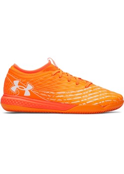 Buty piłkarskie halówki uniseks Under Armour UA Magnetico Select 5 Indoor - pomarańczowe ze sklepu Sportstylestory.com w kategorii Buty sportowe męskie - zdjęcie 187958071