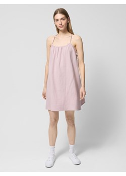 Damska sukienka na ramiączkach Outhorn OTHWSS24TDREF143 - różowa ze sklepu Sportstylestory.com w kategorii Sukienki - zdjęcie 187959493