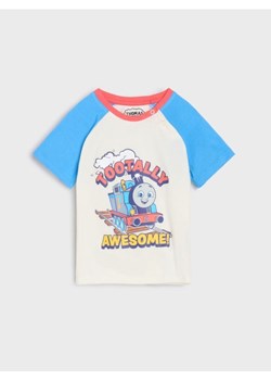 Sinsay - Bawełniana koszulka z nadrukiem Thomas&Friends - kremowy ze sklepu Sinsay w kategorii T-shirty chłopięce - zdjęcie 187961194