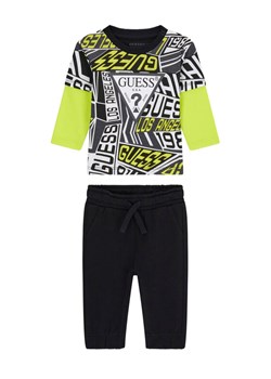 Guess Komplet bluzka i spodnie I6RG00 K8HM4 Kolorowy Regular Fit ze sklepu MODIVO w kategorii Komplety chłopięce - zdjęcie 187962650