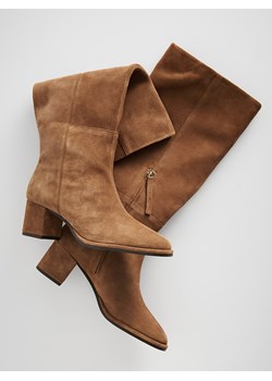 Reserved - Zamszowe kozaki na obcasie - brązowy ze sklepu Reserved w kategorii Kozaki damskie - zdjęcie 187965393