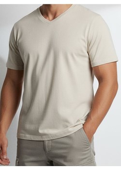 Sinsay - Bawełniana koszulka basic - kremowy ze sklepu Sinsay w kategorii T-shirty męskie - zdjęcie 187966064