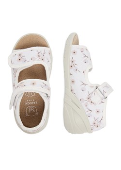 Kapcie Lasocki Kids CEO-LASOCKI-07 Biały ze sklepu eobuwie.pl w kategorii Kapcie dziecięce - zdjęcie 187970712