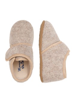 Kapcie Winnie The Pooh CEO-NJ-AW25-216WTP Beżowy ze sklepu eobuwie.pl w kategorii Kapcie dziecięce - zdjęcie 187970762